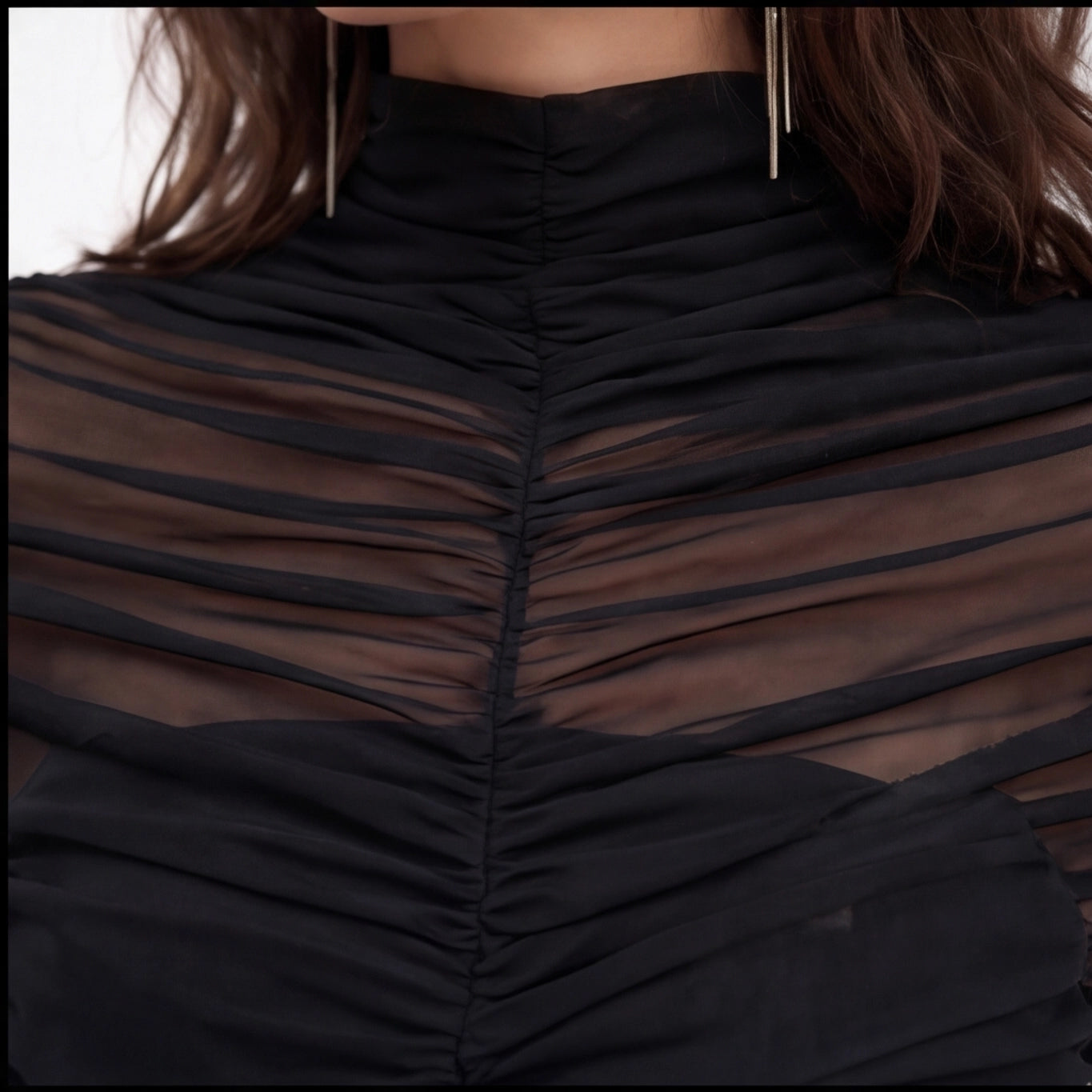 Büzgülü Şeffaf Panelli Kısa Kollu Bodysuit