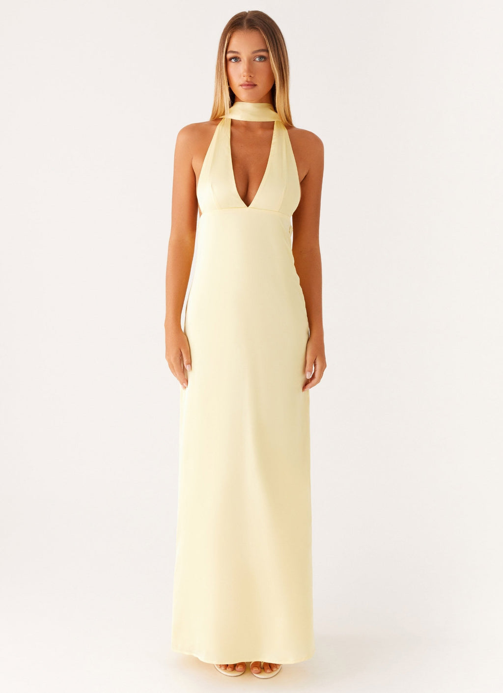 Sarı Saten Halter Yaka Maxi Elbise