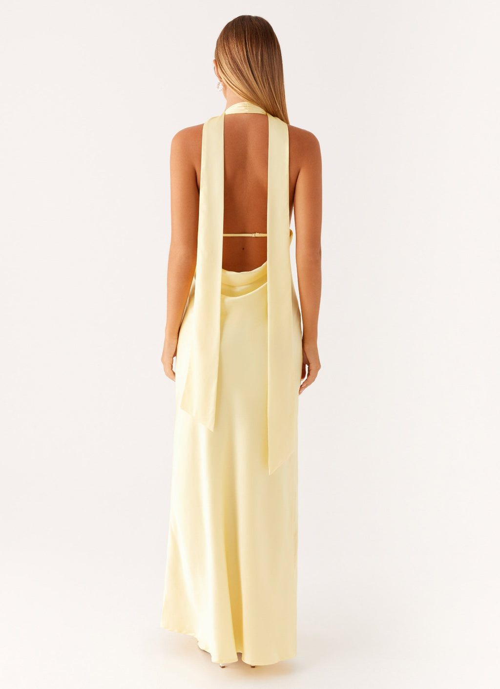 Sarı Saten Halter Yaka Maxi Elbise