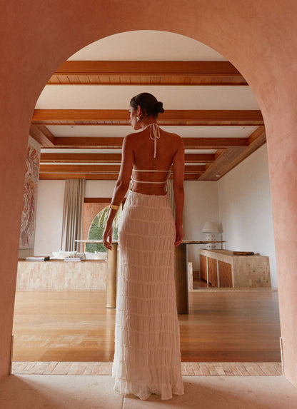 Fildişi Dantel Detaylı Halter Maxi Elbise