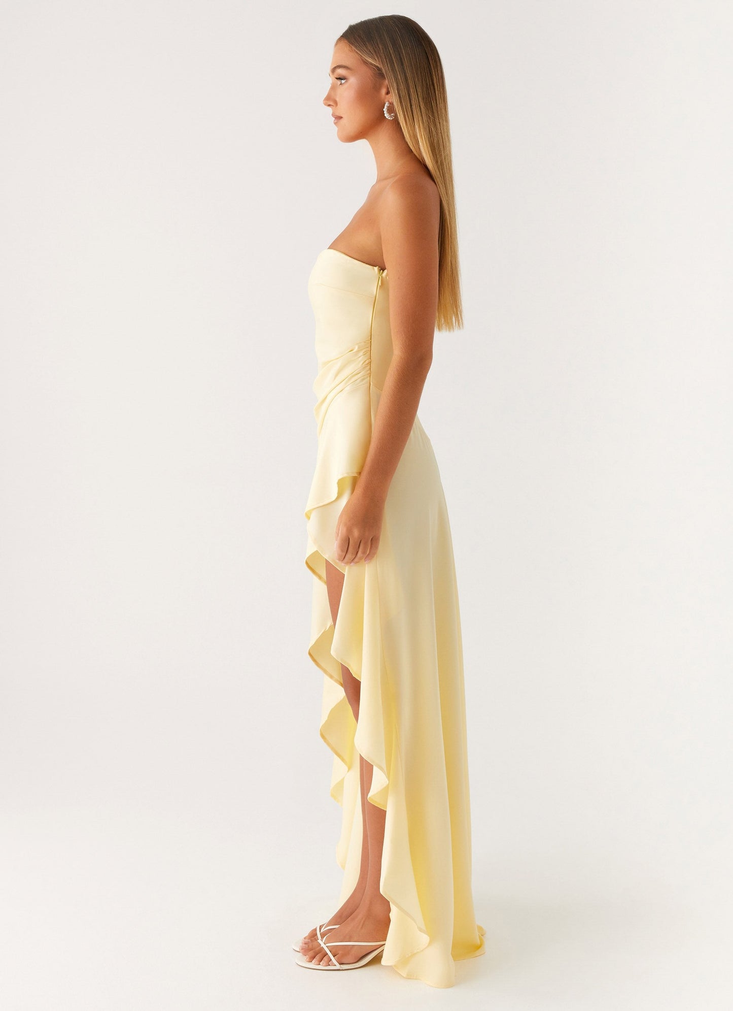 Pastel Sarı Saten Straplez Maxi Elbise